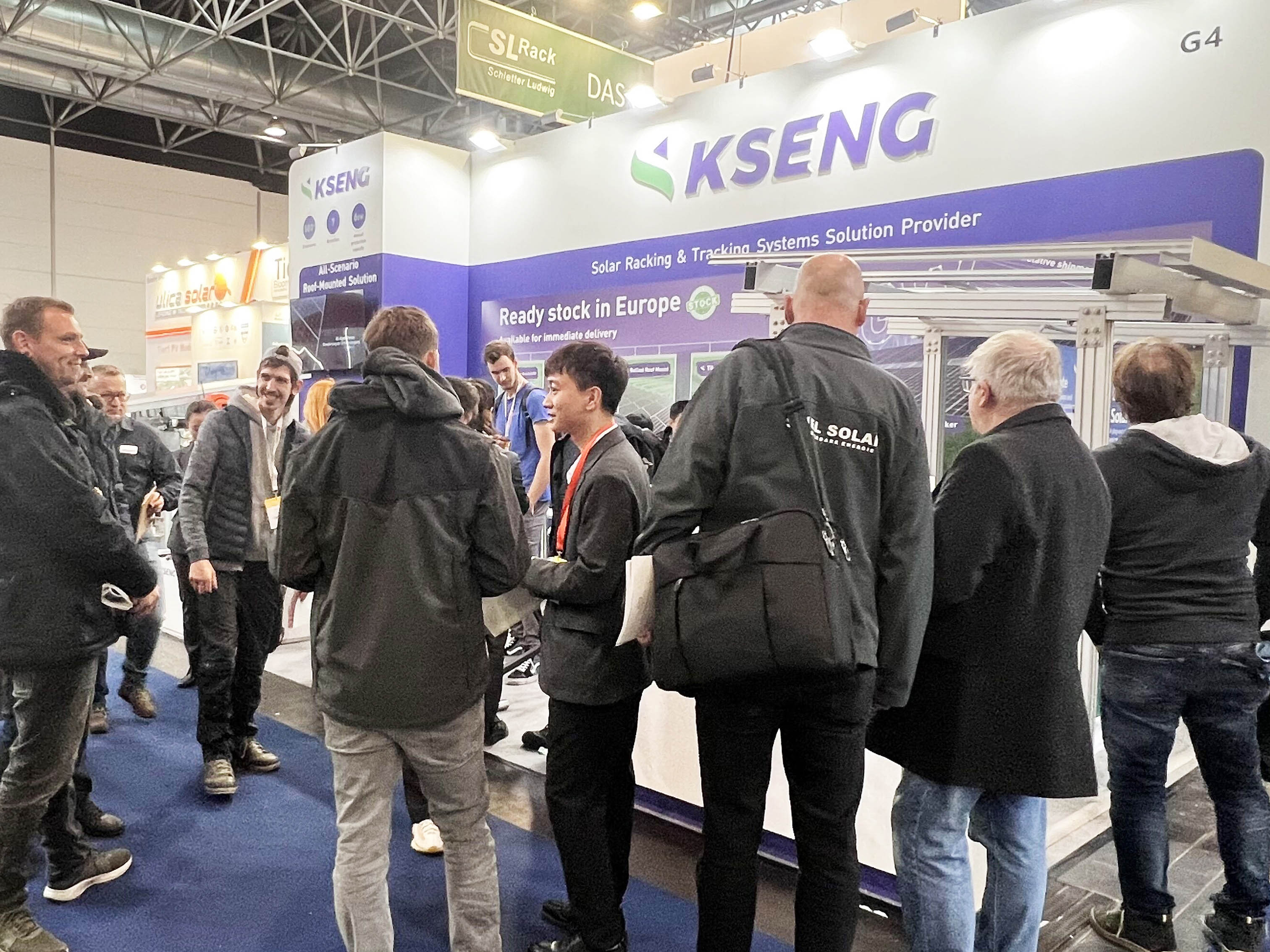 Kseng Solarstand in der Ausstellung